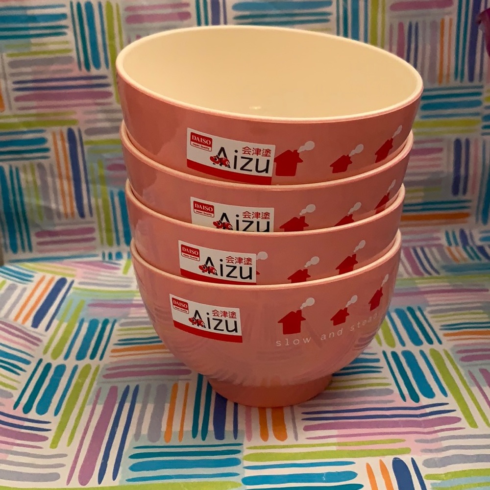 Pink pig print lacquered japan bowl - Picture 2 of 3